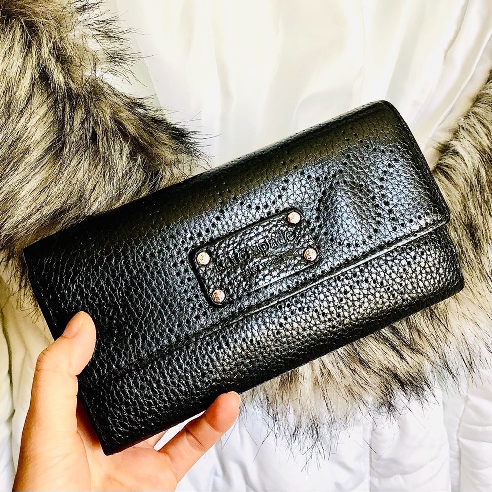 HP💘KATE SPADE⚡️Pepper Leather Tri-Fold Wallet